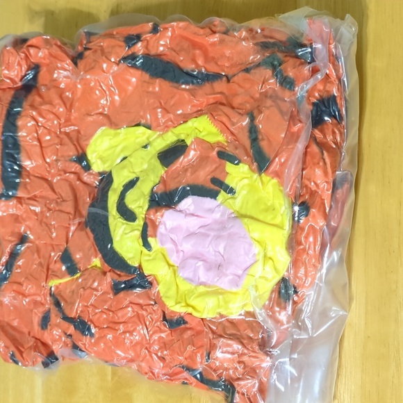 Tigger Unisex Onesie Pajamas or costume - Picture 5 of 5